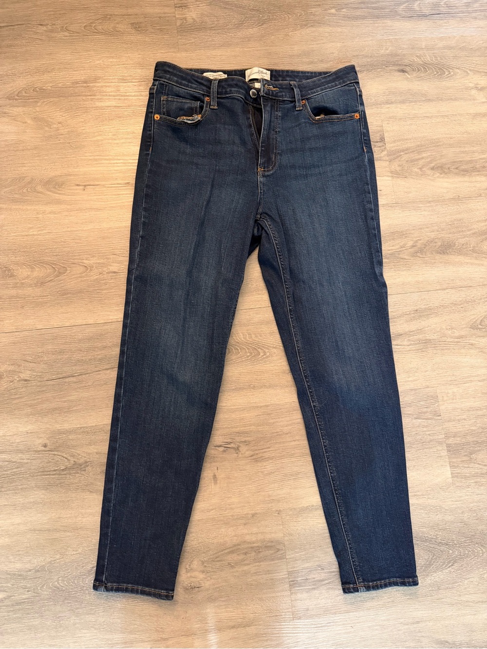 Universal Thread Women's Dark Indigo Skinny Jeans